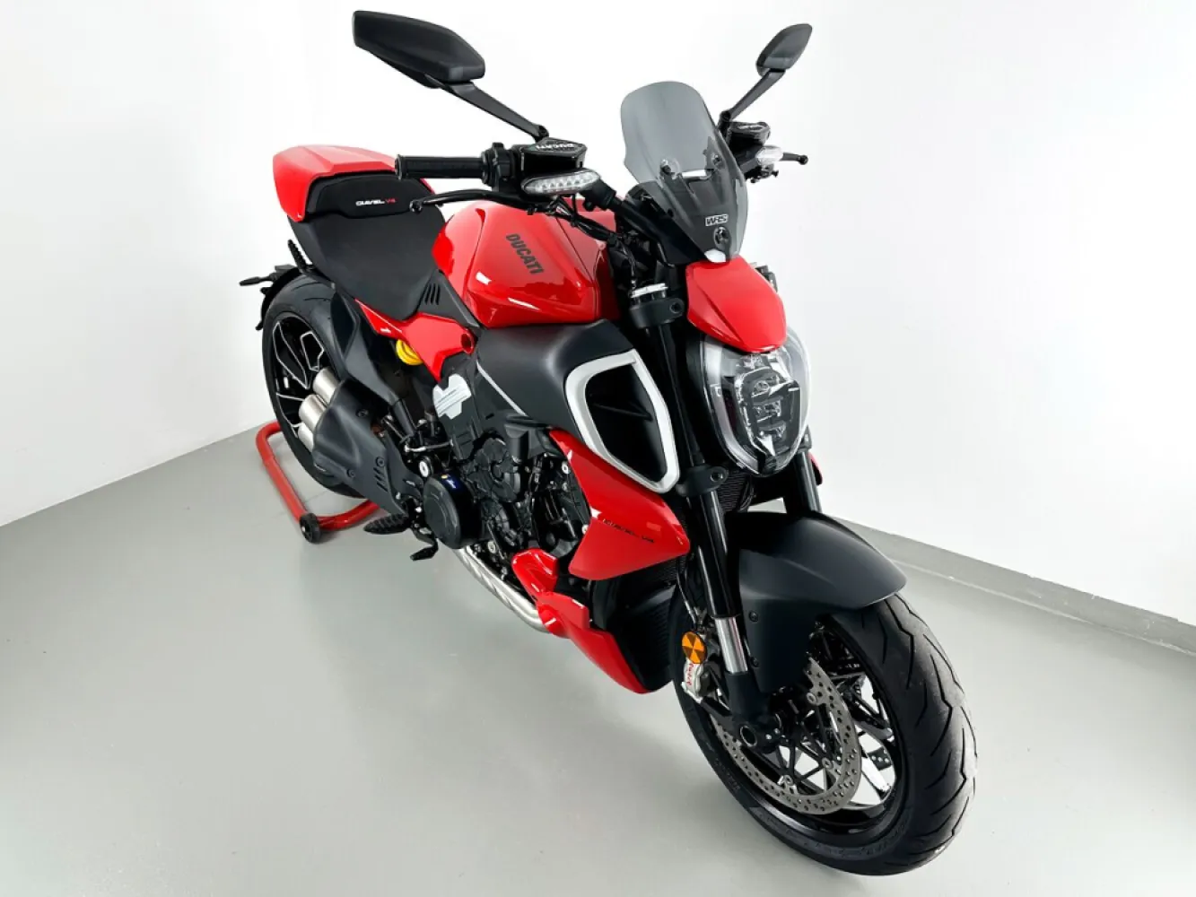 WRS - WINDSCREEN SPORT DIAVEL V4 DAR - 23121040