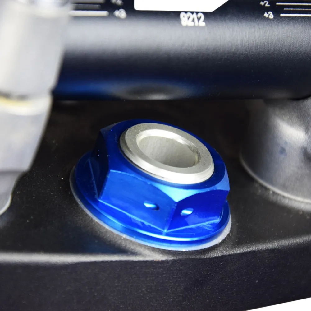 SCAR - STEERING STEM NUT BL - 38500421