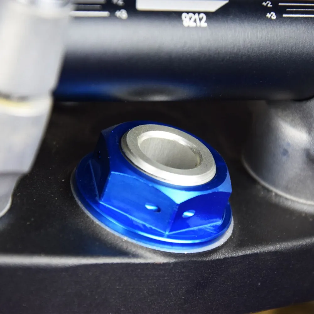 SCAR - STEERING STEM NUT BL - 38500421