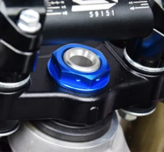 SCAR - STEERING STEM NUT BL - 38500424