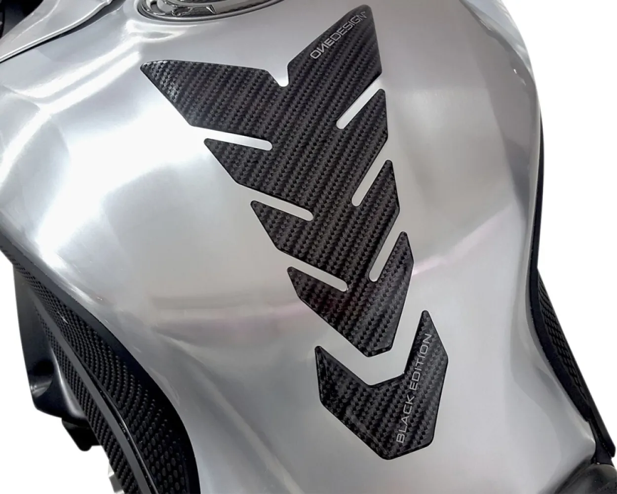 ONEDESIGN - TANKPAD BLACK EDITION CARBON - 43010685
