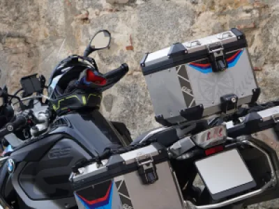 UNIRACING - SCRTCH SVR BMW TOP CASE - 43010786