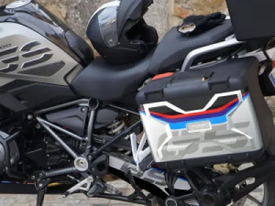 UNIRACING - SCRTCH SVR BMW VARIO CASE - 43010789