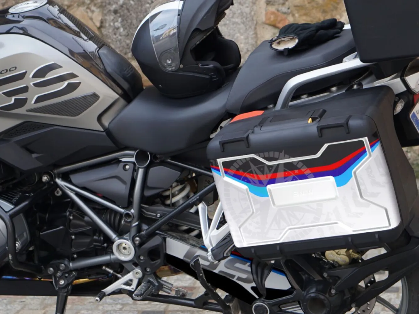 UNIRACING - SCRTCH SVR BMW VARIO CASE - 43010790