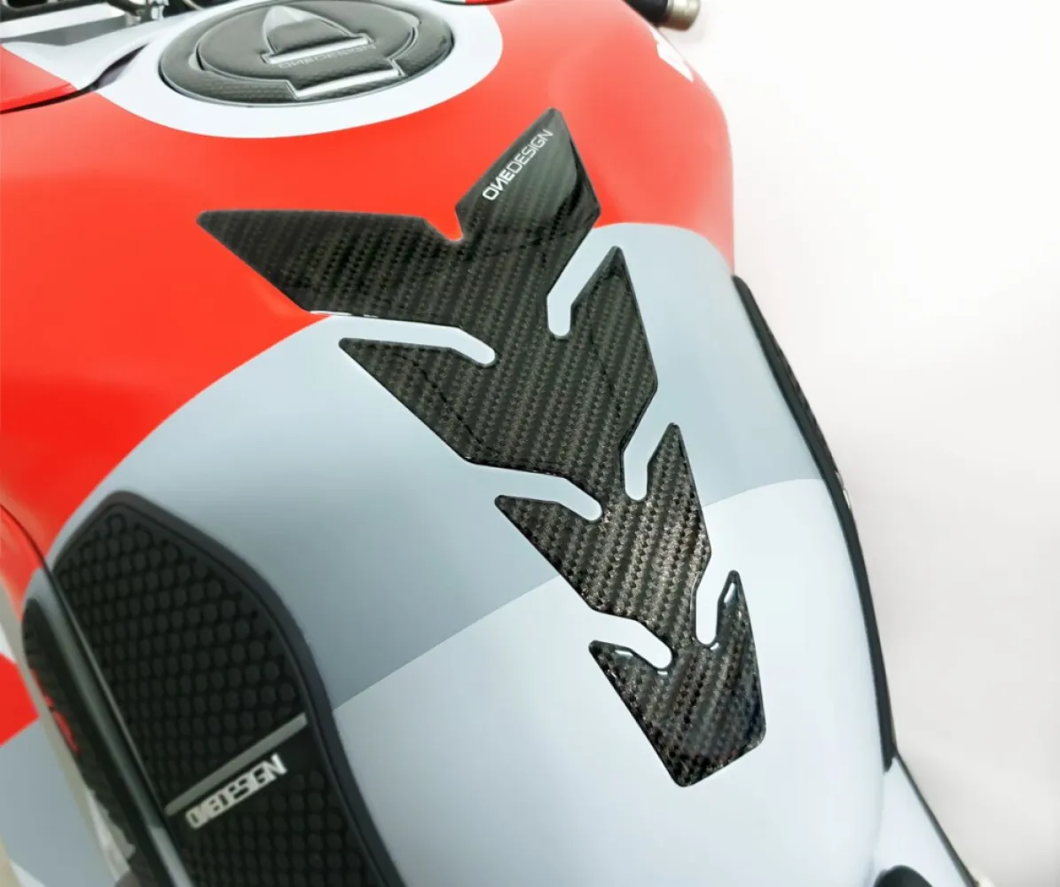 ONEDESIGN - TANKPAD CARBON LOOK - 43010855