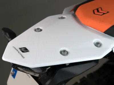 UNIRACING - SCRTCH SVR KTM 890 ADV TAIL - 43010984