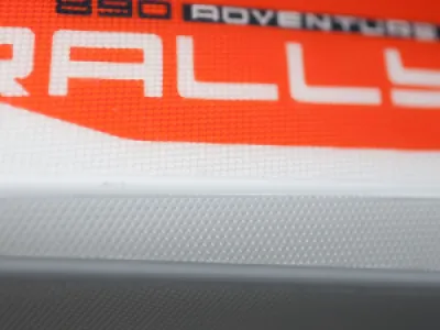 UNIRACING - SCRTCH SVR KTM 890 ADV TAIL - 43010984