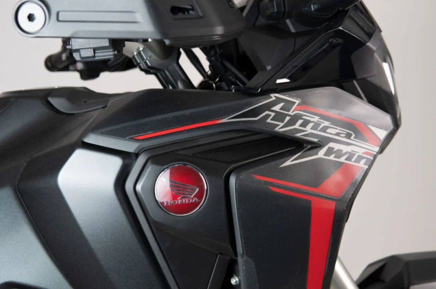 UNIRACING - SCRTCH SVR SIDE AFRICA TWIN - 43010992