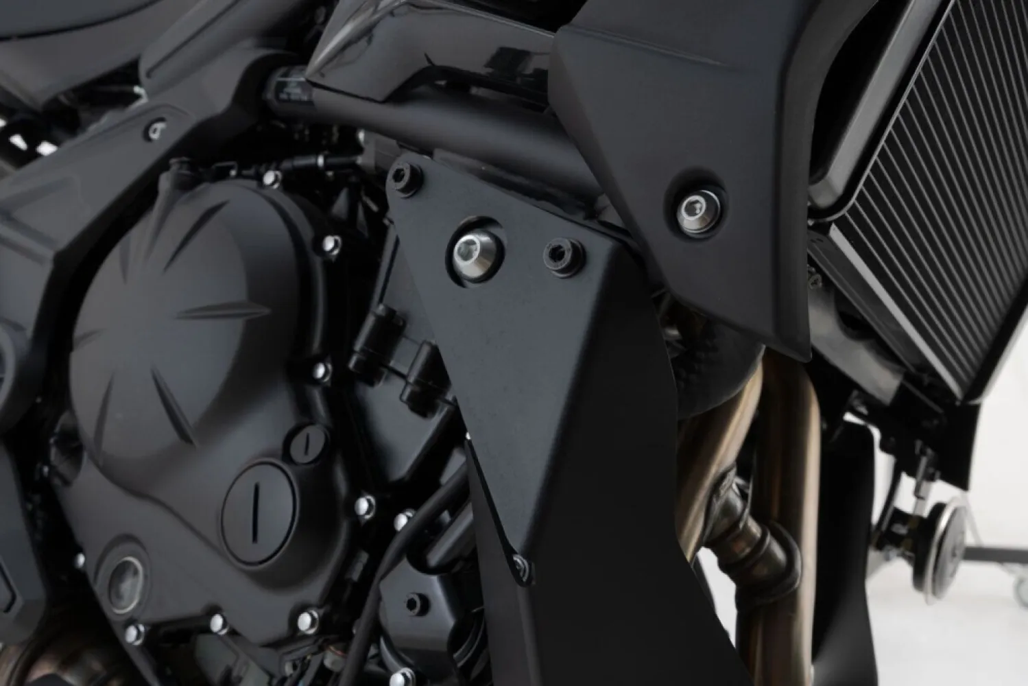 SW-MOTECH - ENGINE GUARD VERSYS - 05062518