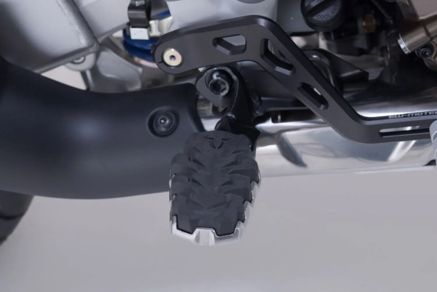 SW-MOTECH - EVO FOOTREST KIT - 16202751