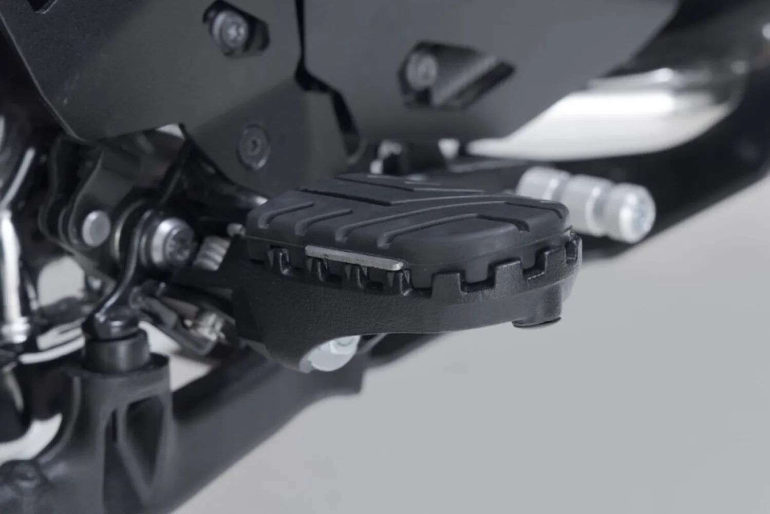 SW-MOTECH - ION FOOTREST KIT - 16202732