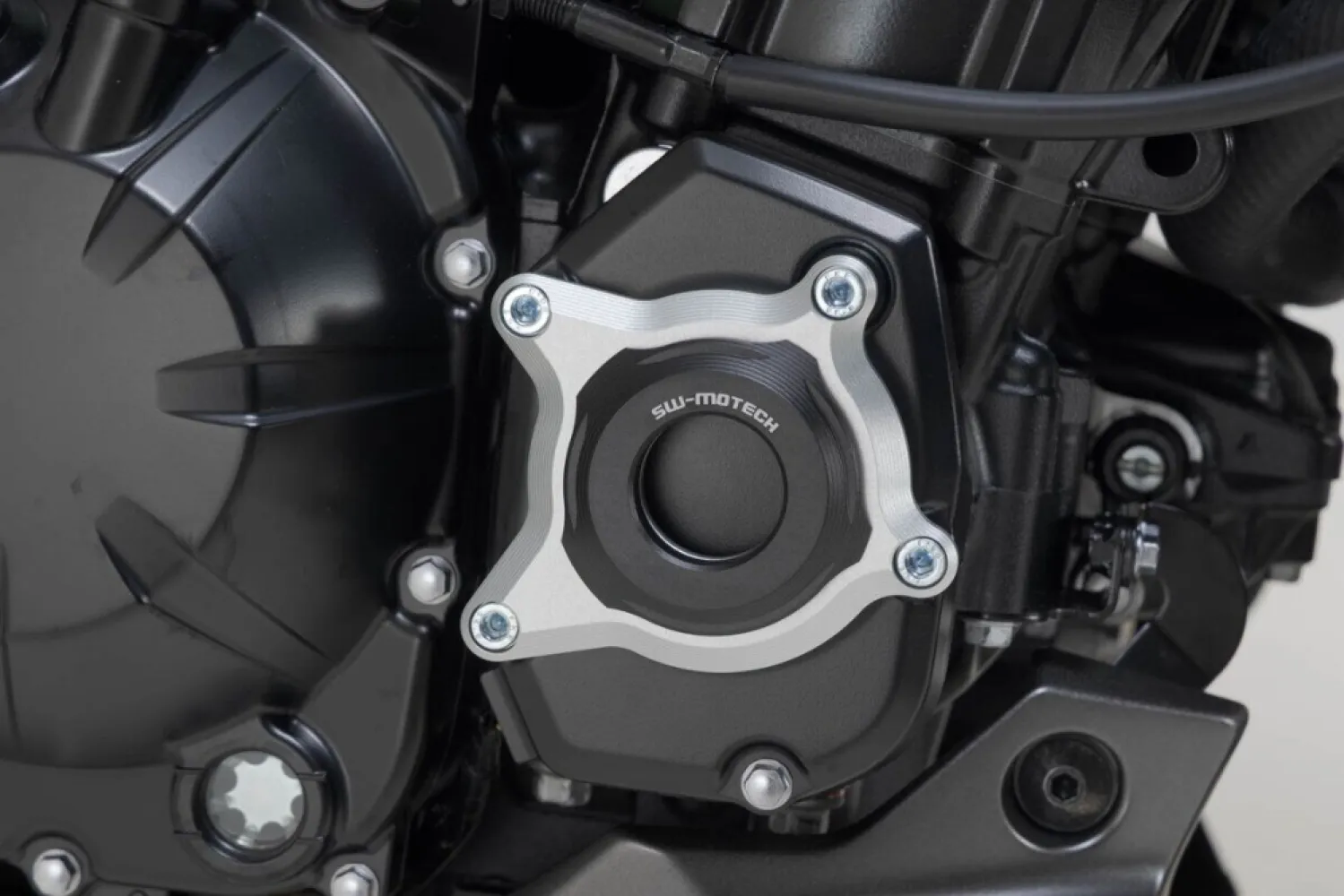 SW-MOTECH - ENGINE CASE PROTECTOR Z900 - 05062519