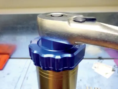 MOTION PRO - TOOL FORK CAP SET-KYB 49M - 38050106