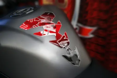 ONEDESIGN - TANK PAD YA RED - 43011044