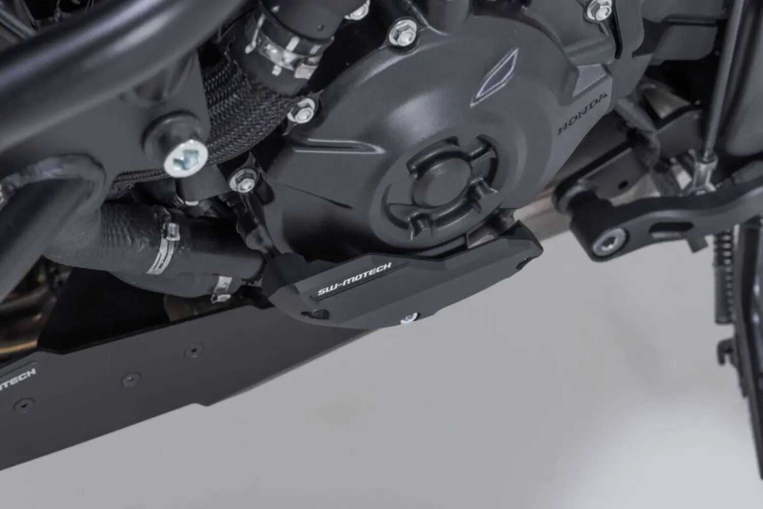 SW-MOTECH - ENGINE GUARD - 05062528