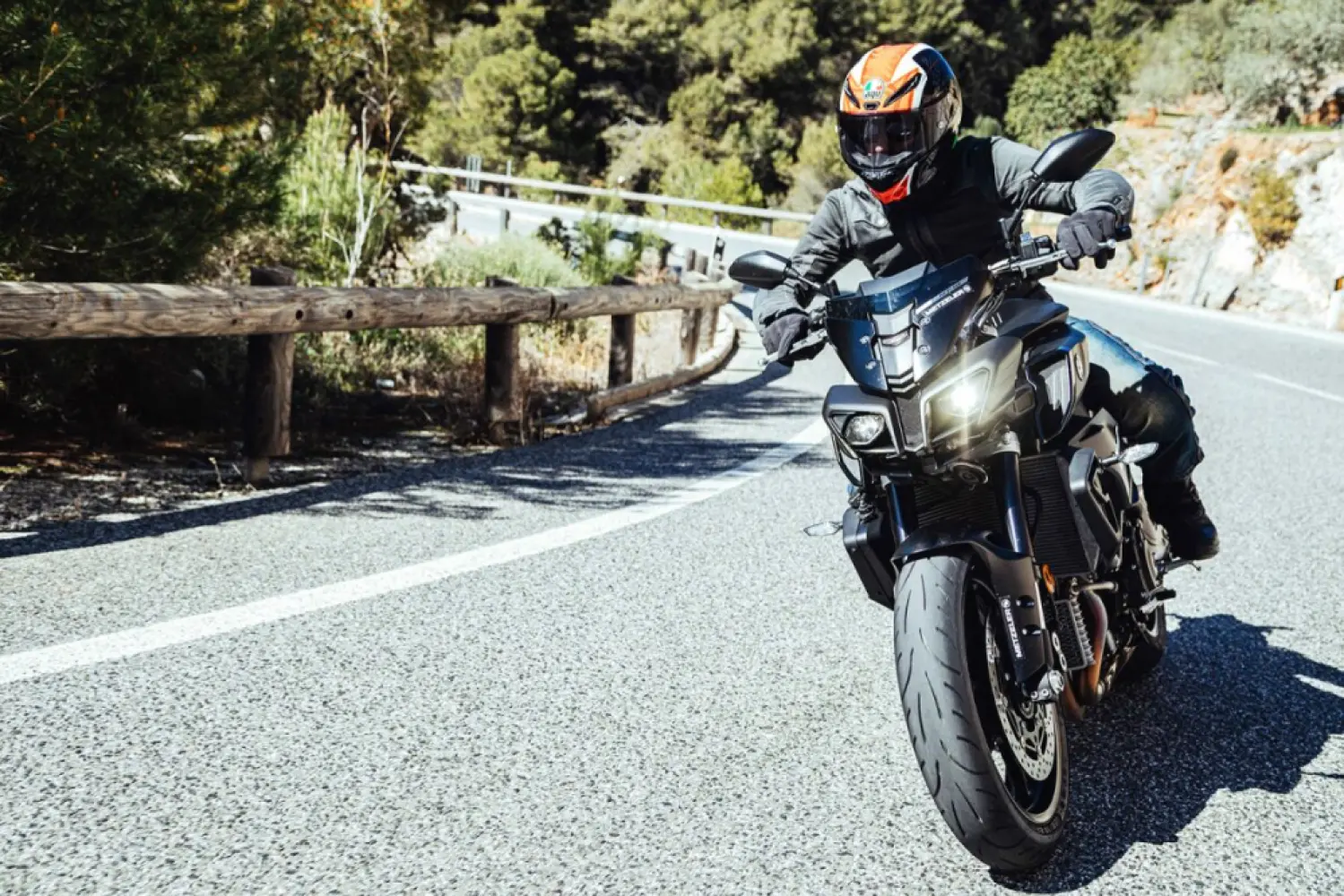 METZELER - SPORTEC M9 RR 120/70ZR17 (58W) - 03010859