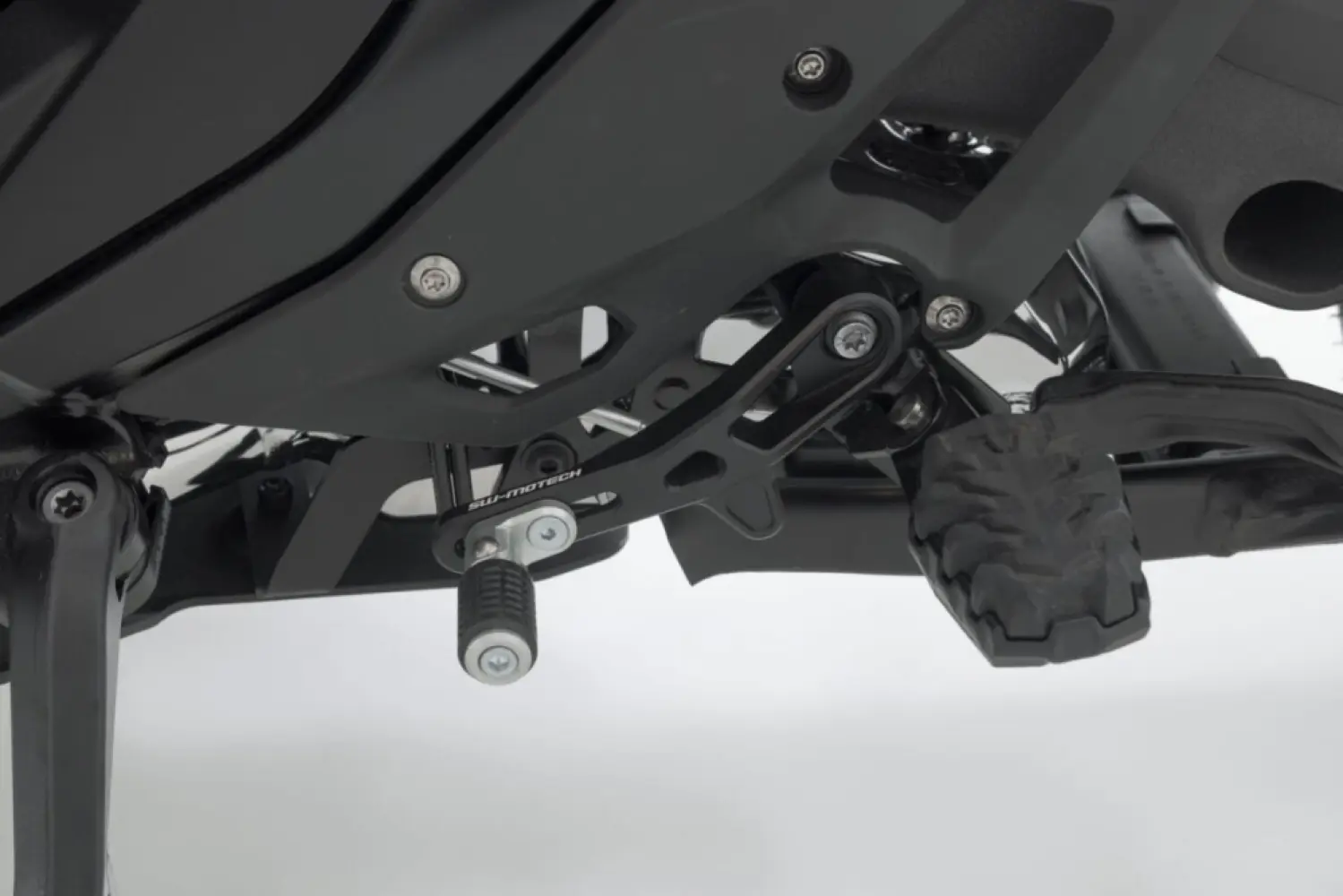 SW-MOTECH - GEAR LEVER R1300GS - 16021561