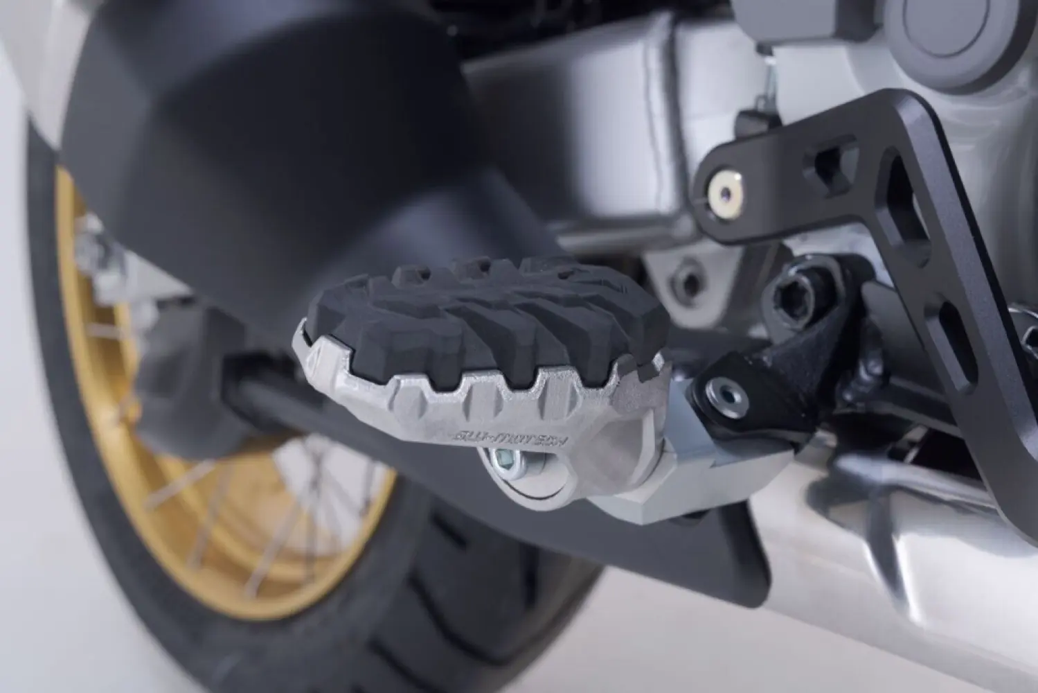 SW-MOTECH - EVO FOOTREST KIT - 16202751