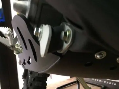 AXP RACING - SKID PLATE 6MM YZ/XX/XE250 BK - 05062190