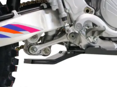 AXP RACING - XTREM SKID PLATE YAM BK - 05062409