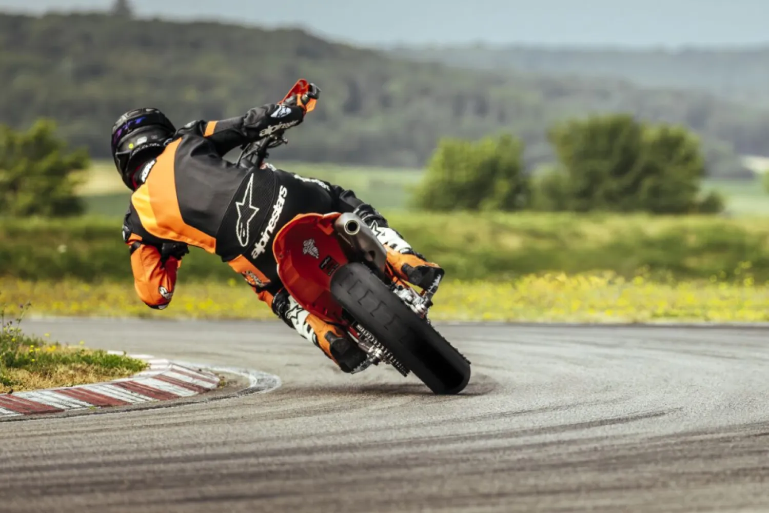MICHELIN - POWER SUPERMOTO SOFT F 120/75  - 03011059