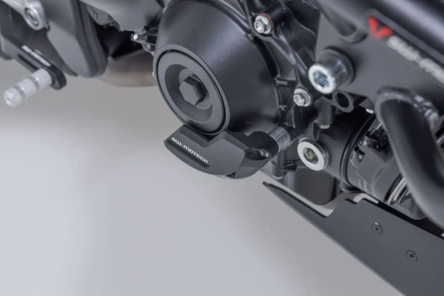 SW-MOTECH - ENGINE GUARD - 05062528