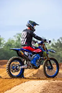 THOR - JERSEY LAUNCHMODE FUTURA BLK/R - 29108413