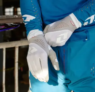 One Industries V-197 Glove ICE white L - X300-0810