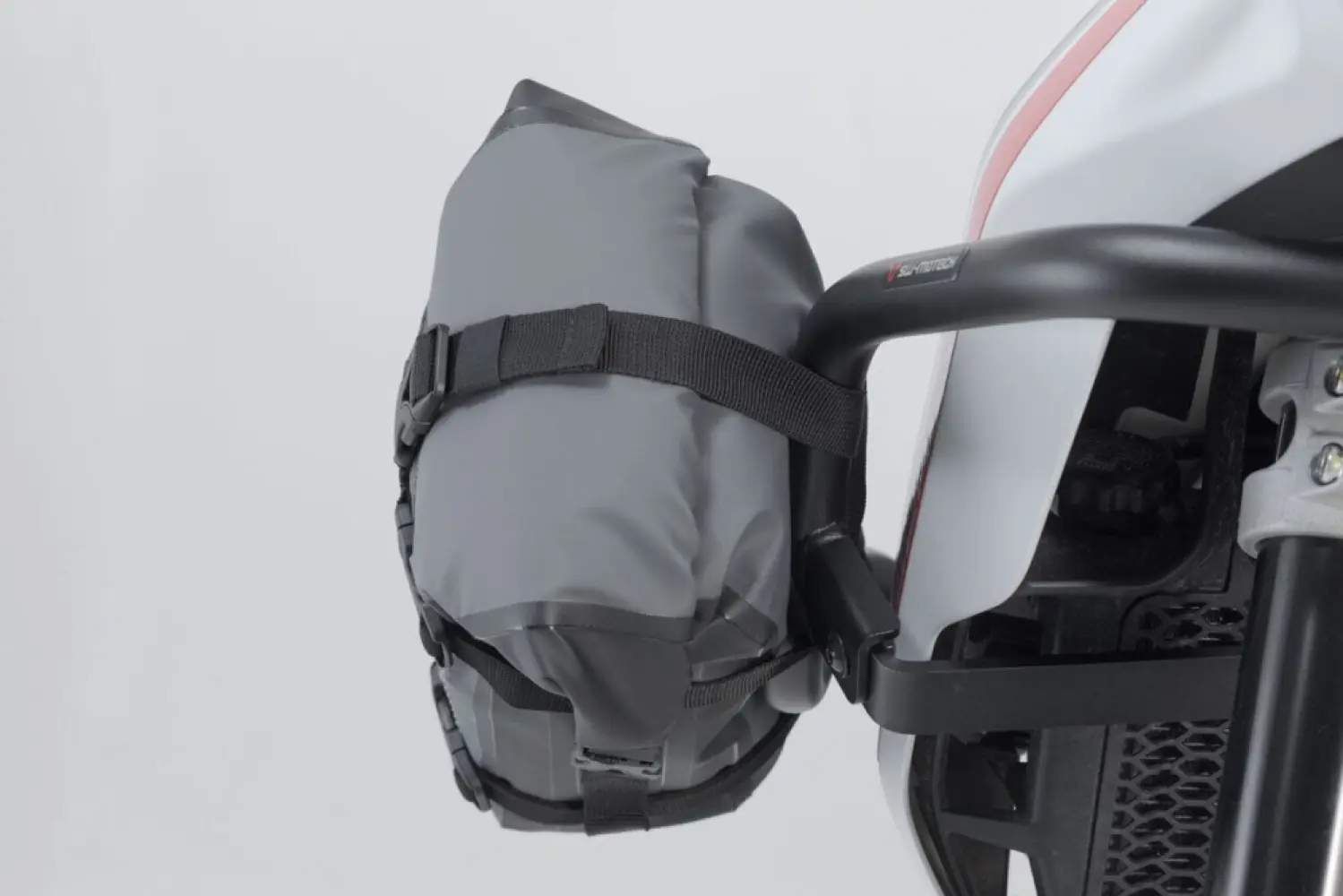 SW-MOTECH - DRYBAG 80 TAIL BAG - 35300043