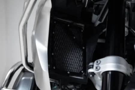 SW-MOTECH - RADIATOR GUARD - 19040207