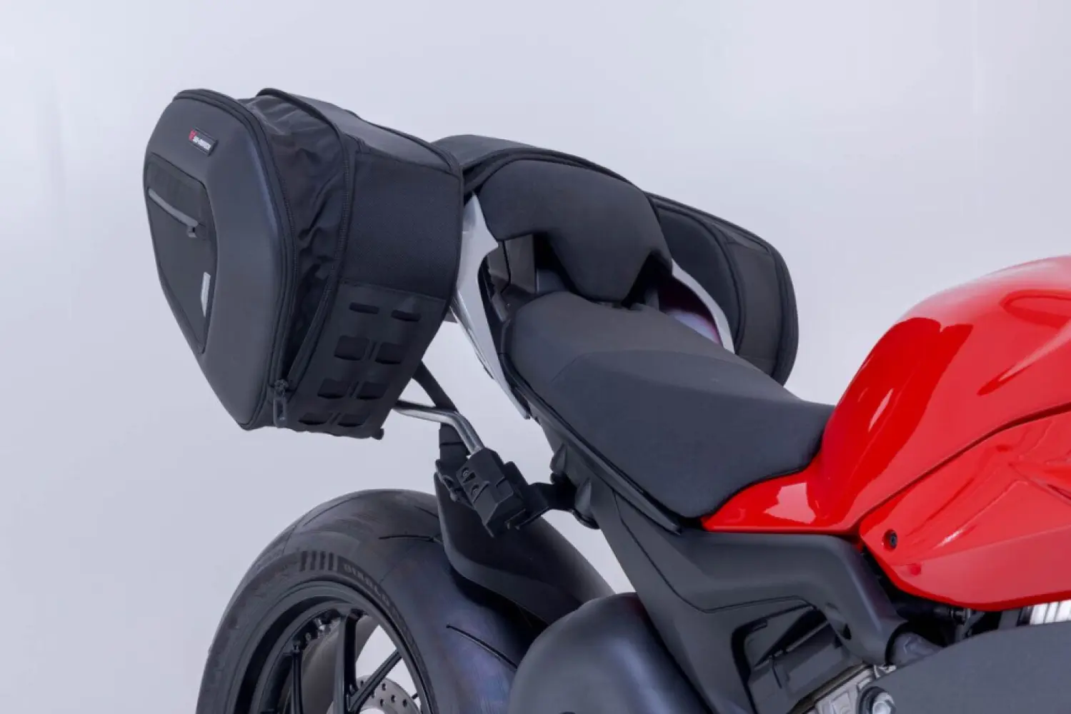 SW-MOTECH - PRO BLAZE H SADDLEBAG SET - 35100189