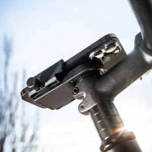 SP CONNECT - PHONE CLAMP CHARGING UNIVERSAL - 06360713