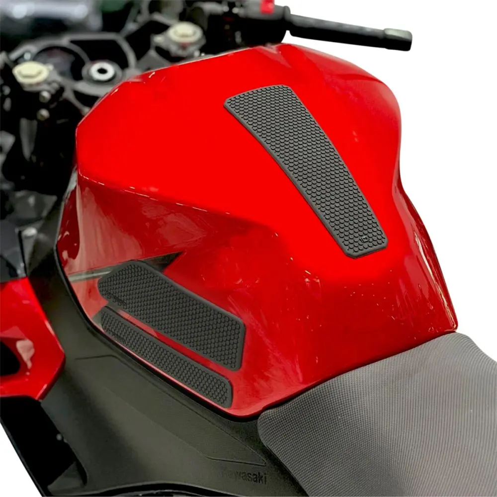 ONEDESIGN - TANKGRIP KIT UNIV MID BK - 43010794