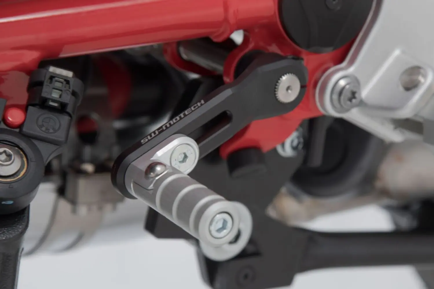 SW-MOTECH - GEAR LEVER - 16211190