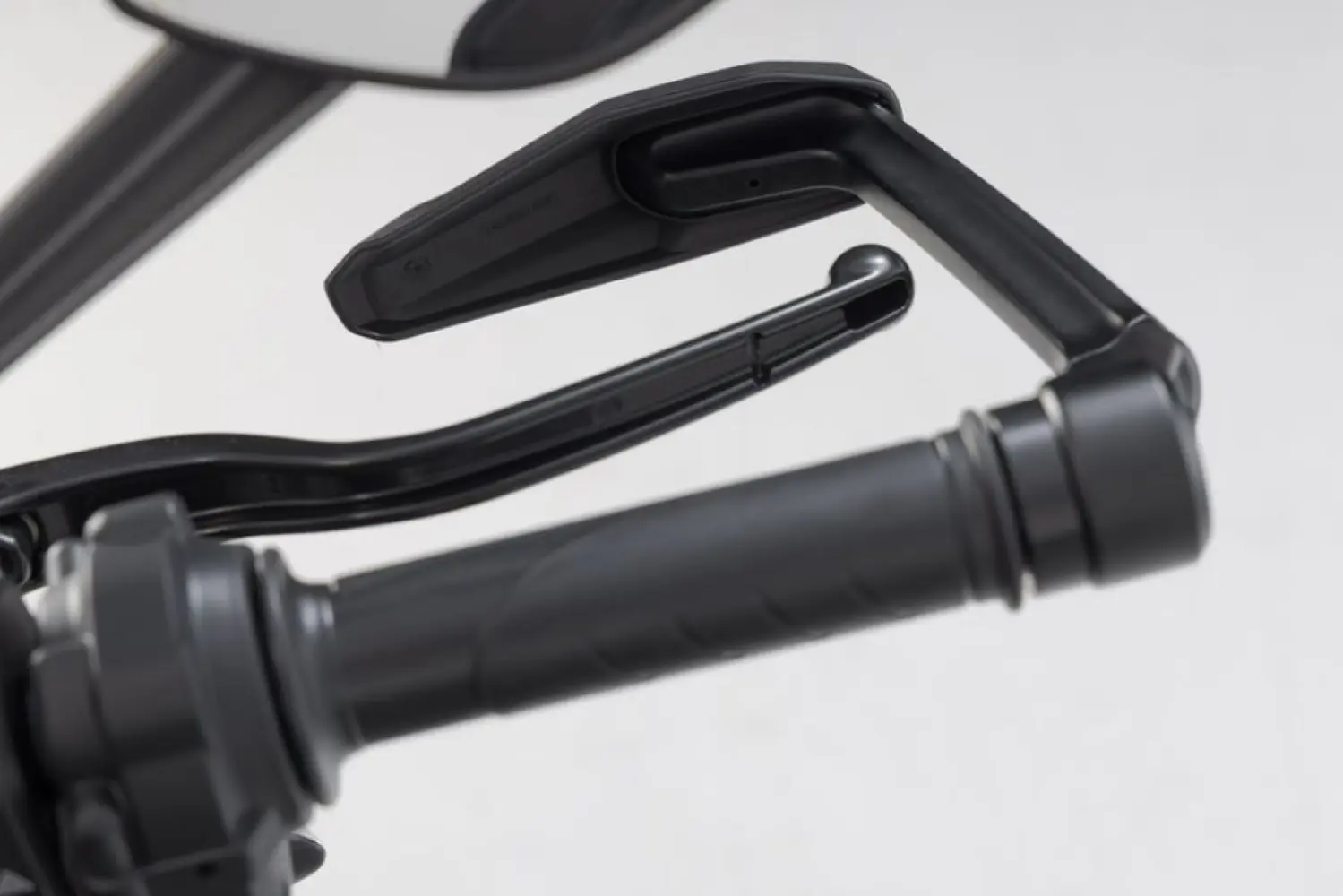 SW-MOTECH - LEVER GUARDS W/ WIND PROTECTIO - 06150413