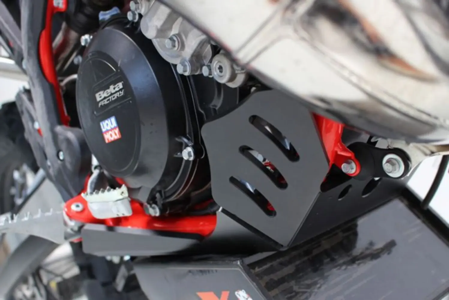 AXP RACING - XTREM SKID PLATE BETA 250/300  - 05062053