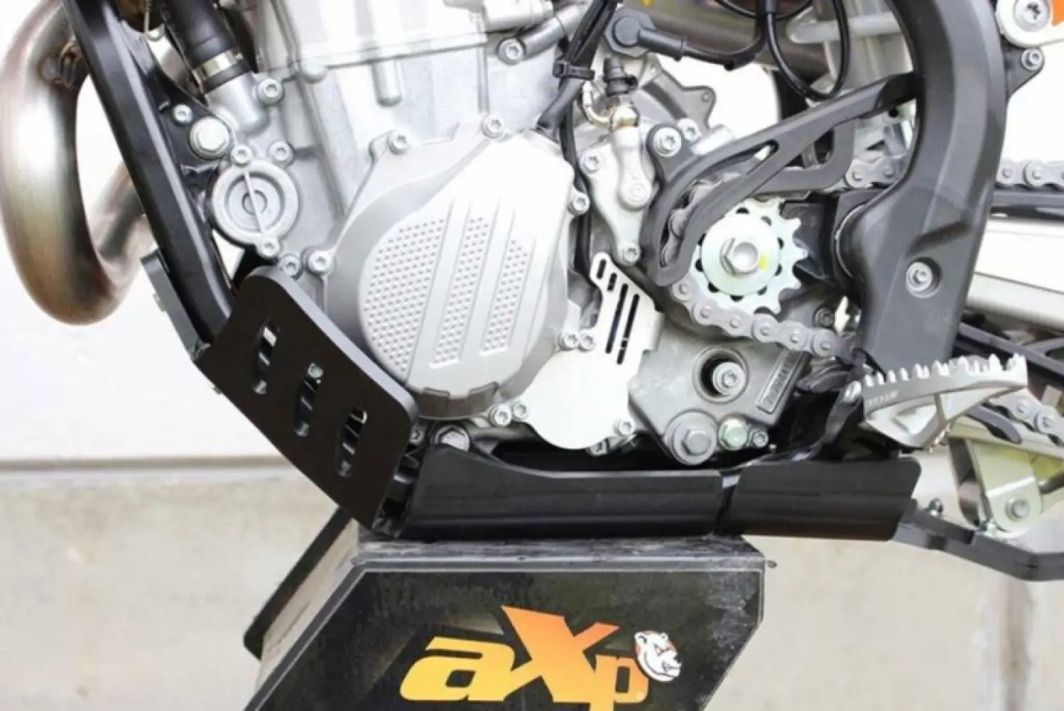AXP RACING - XTREM SKID PLATE FC/SXF 450 16 - 05062033