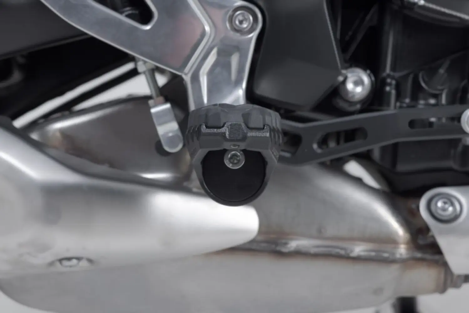 SW-MOTECH - FOOTREST KIT EVO BLACK - 16202788