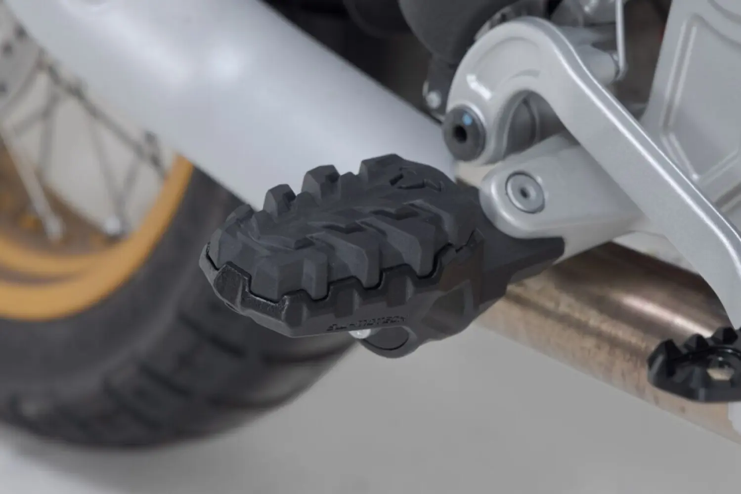 SW-MOTECH - EVO FOOTREST KIT - 16202797