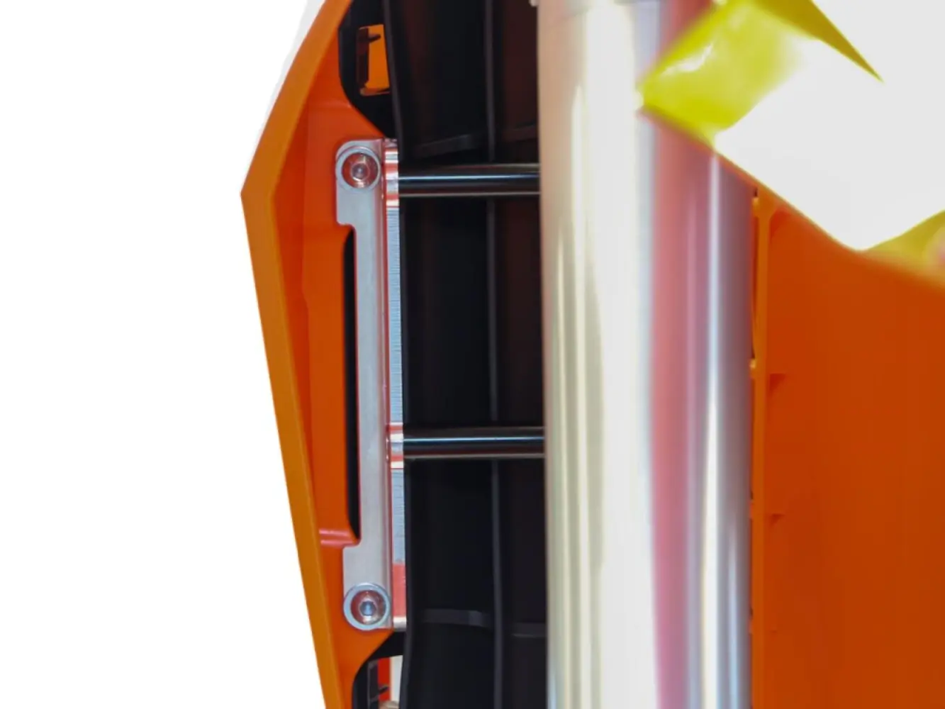 AXP RACING - RADIATOR GUARDS EXC/F 24- BK - 19010950