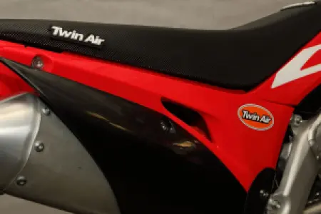 TWIN AIR - CMPLT SEAT CRF250/450 STD - 08110243