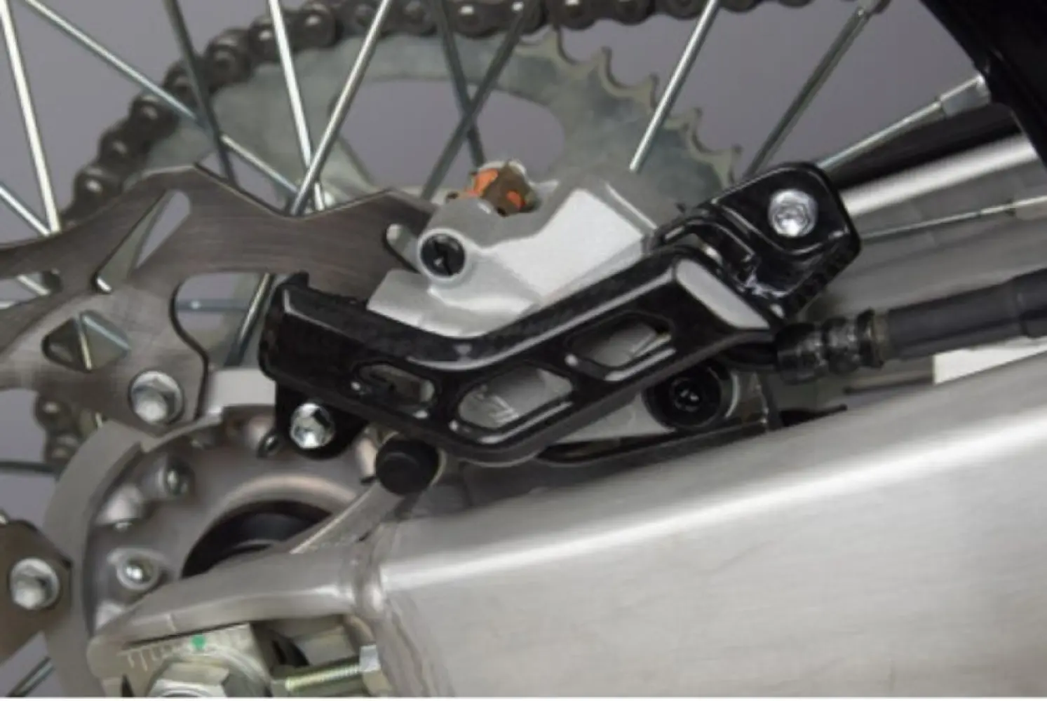 SCAR - CARBON RR CALIPER GD YAM 21- - 17030129