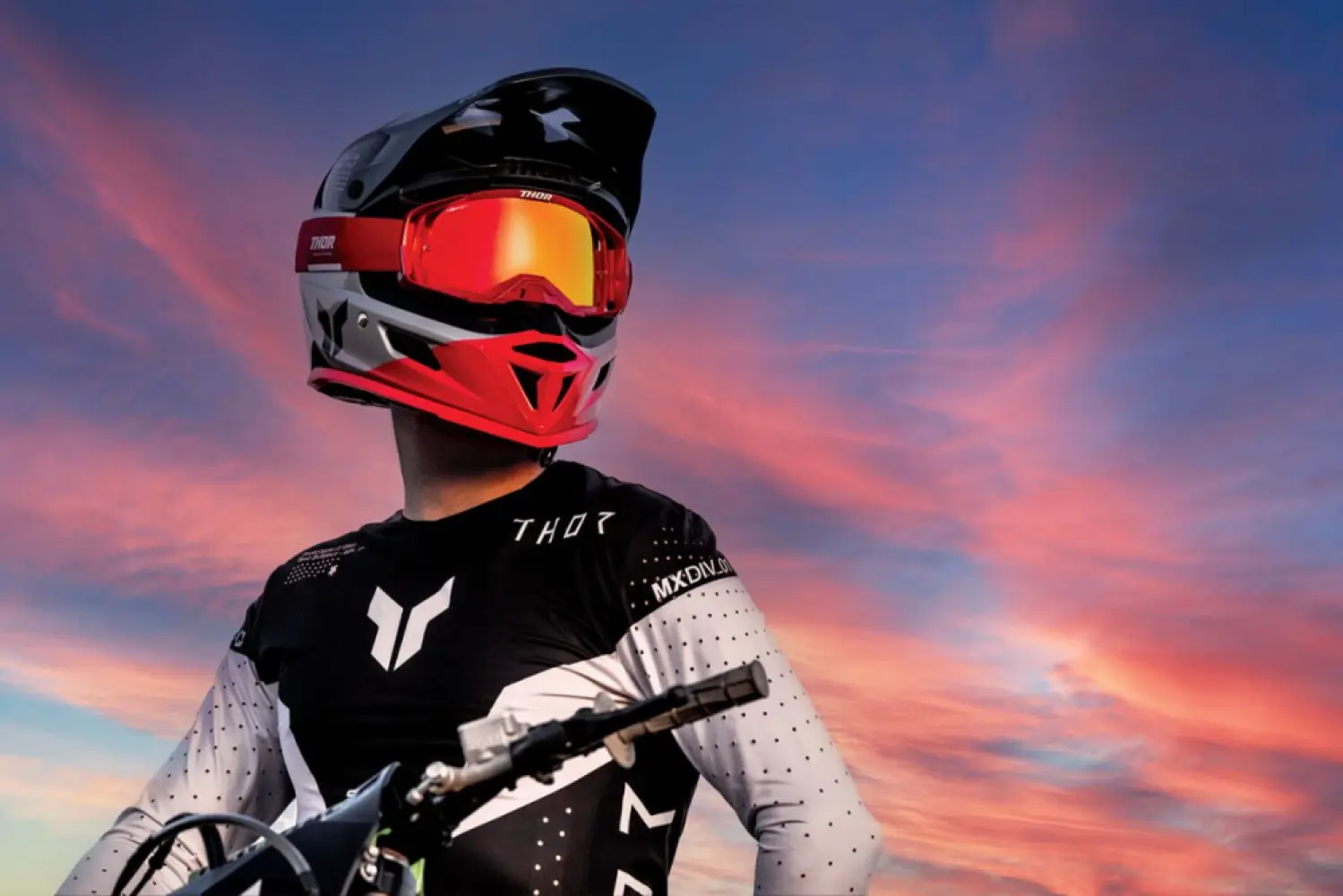 THOR - JERSEY SPORT STRIKE BLACK SM - 29108100