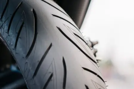 BRIDGESTONE - BATTLX SC2F 120/70R14 55H TL - 03400990