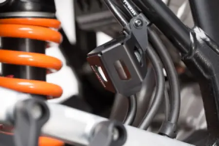 SW-MOTECH - BRAKE RESERVOIR GUARD - 17310709