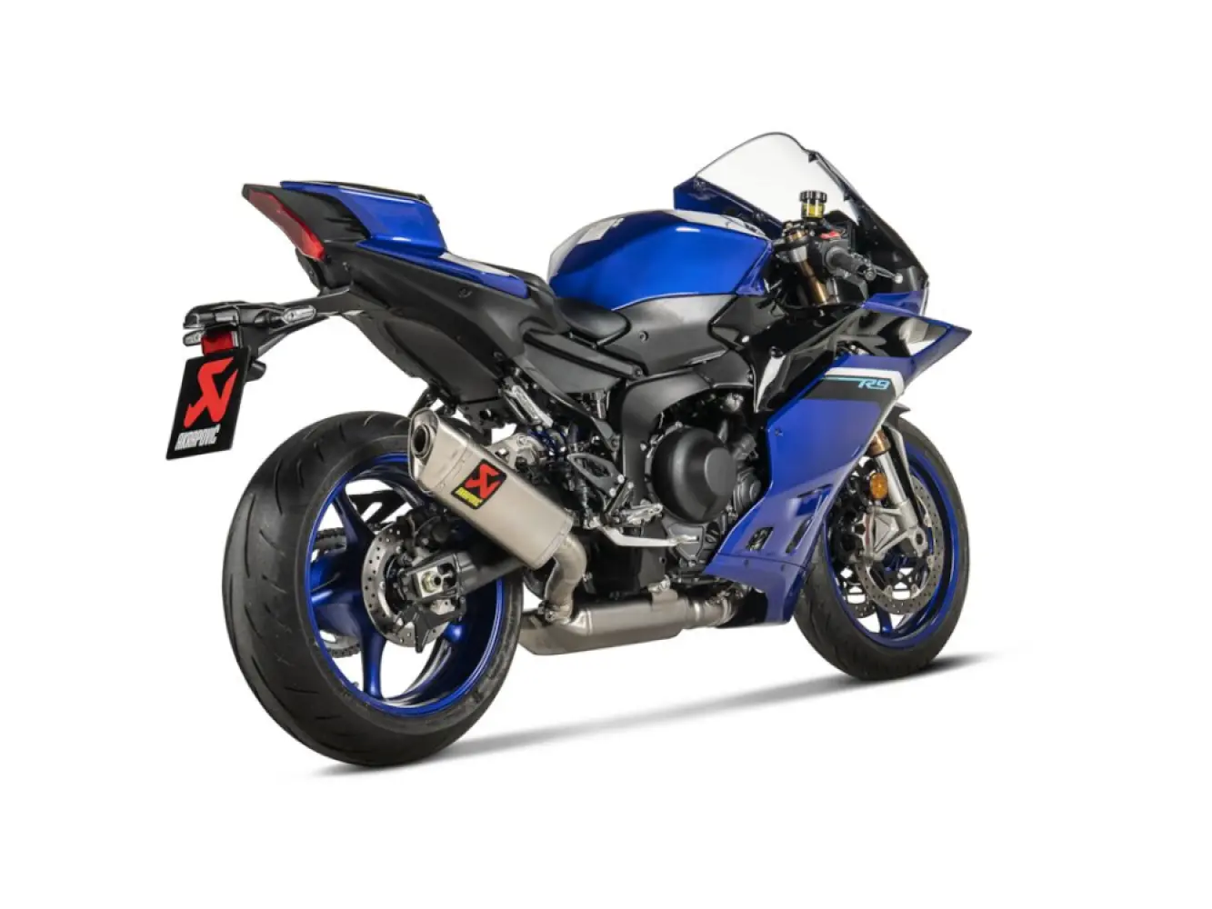 AKRAPOVIC - EXHAUST RAC TI R9 ECE - 18103236