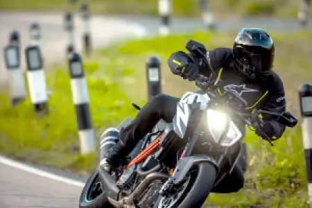 ALPINESTARS (ROAD) - GLOVE S-MAX DS B/Y L - 33100763