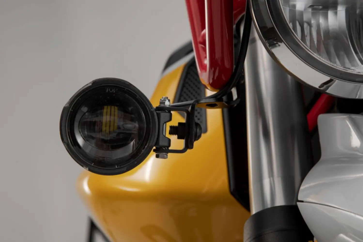 SW-MOTECH - LIGHT MOUNTS V85 TT - 20012297