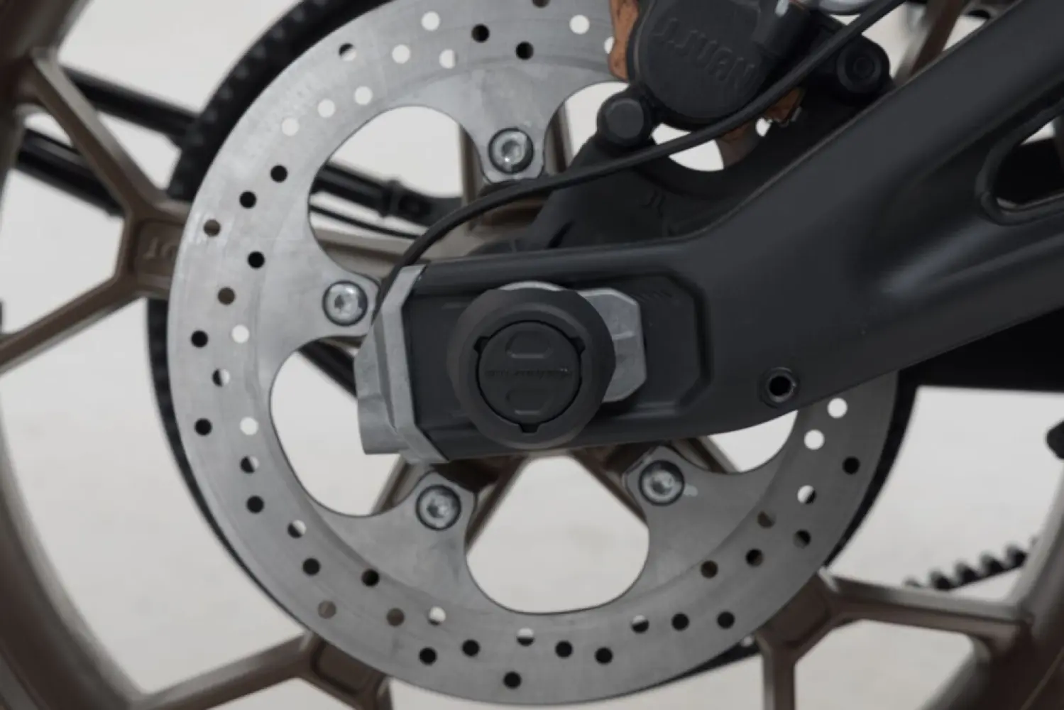 SW-MOTECH - REAR AXLE SLIDER SET - 05052311