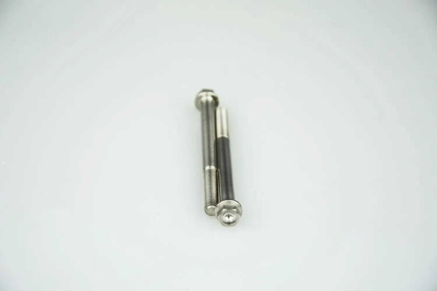 SCAR RACING - TITANIUM BOLT M6X60 PACK OF 2 - 24041070